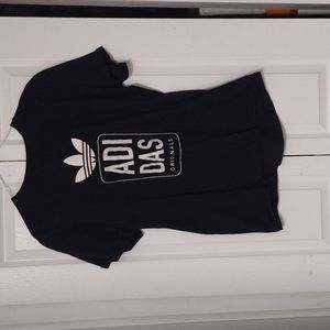 Adidas Tshirt